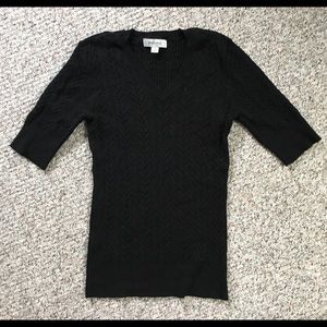 Vneck short sleeve cable sweater